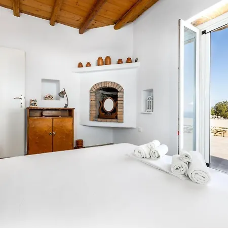 Superb Historic Cycladean With View In Paros!